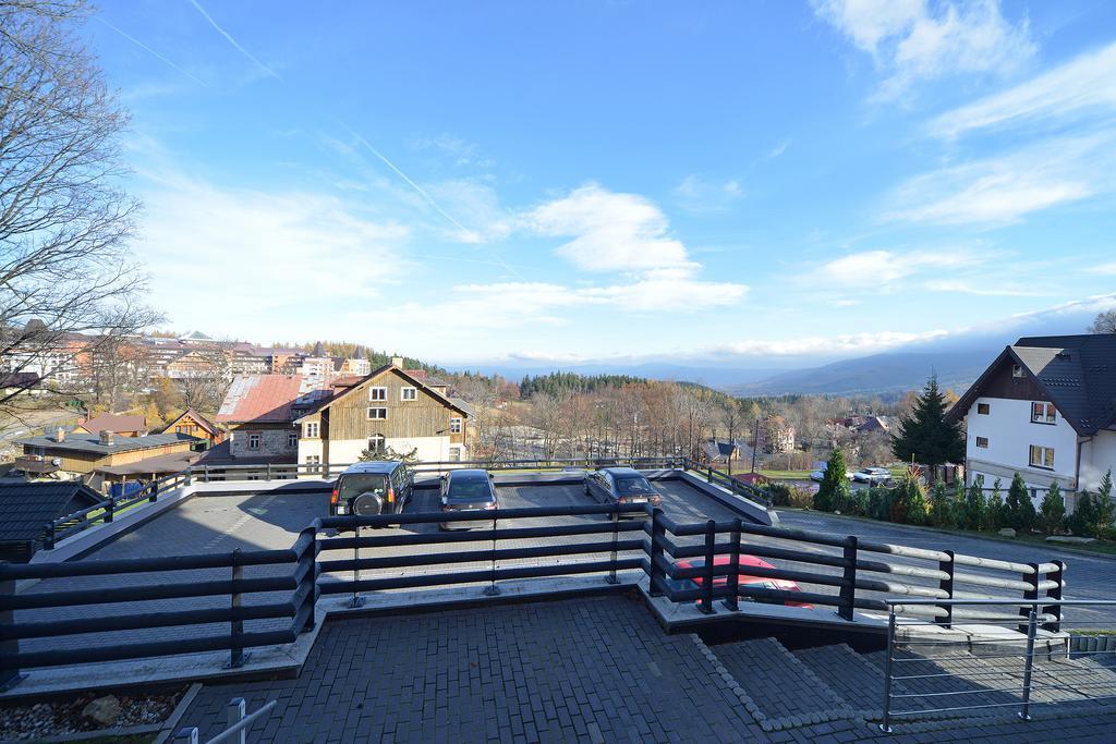 Apartament Glamour , Przestronny, Komfortowy, Blisko Szlakow Karpacz Esterno foto